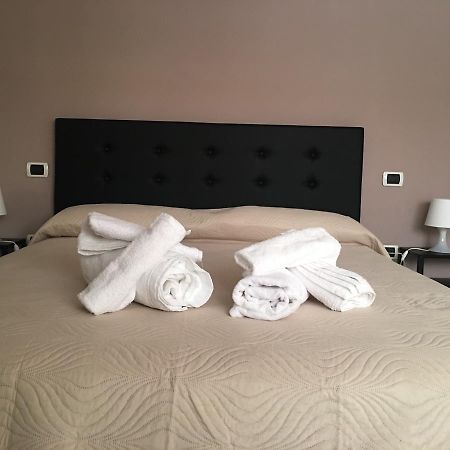 Bed and Breakfast La Corte Del Re Borbone Казерта Экстерьер фото
